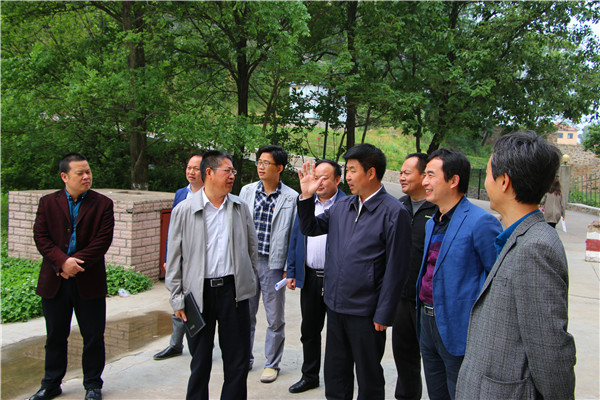 2017042709175784.jpg 校党委书记宋争辉到开云官网调研