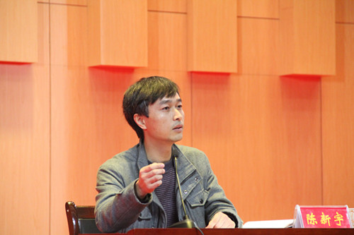 副院长陈新宇为开云官网2015级新生做入学教育报告会